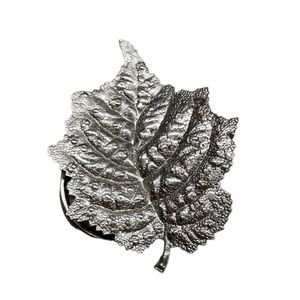 Vintage Silver Leaf Scarf Clip